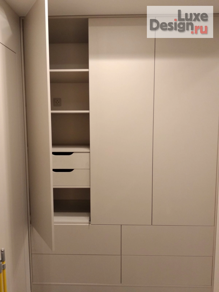 Дизайн интерьера квартиры "Прихожая визуализация-реальность" (фото 5)
